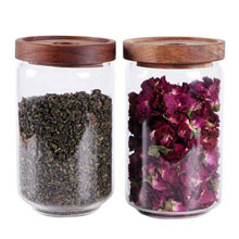 Чай в стеклянной банке цветочный и черный